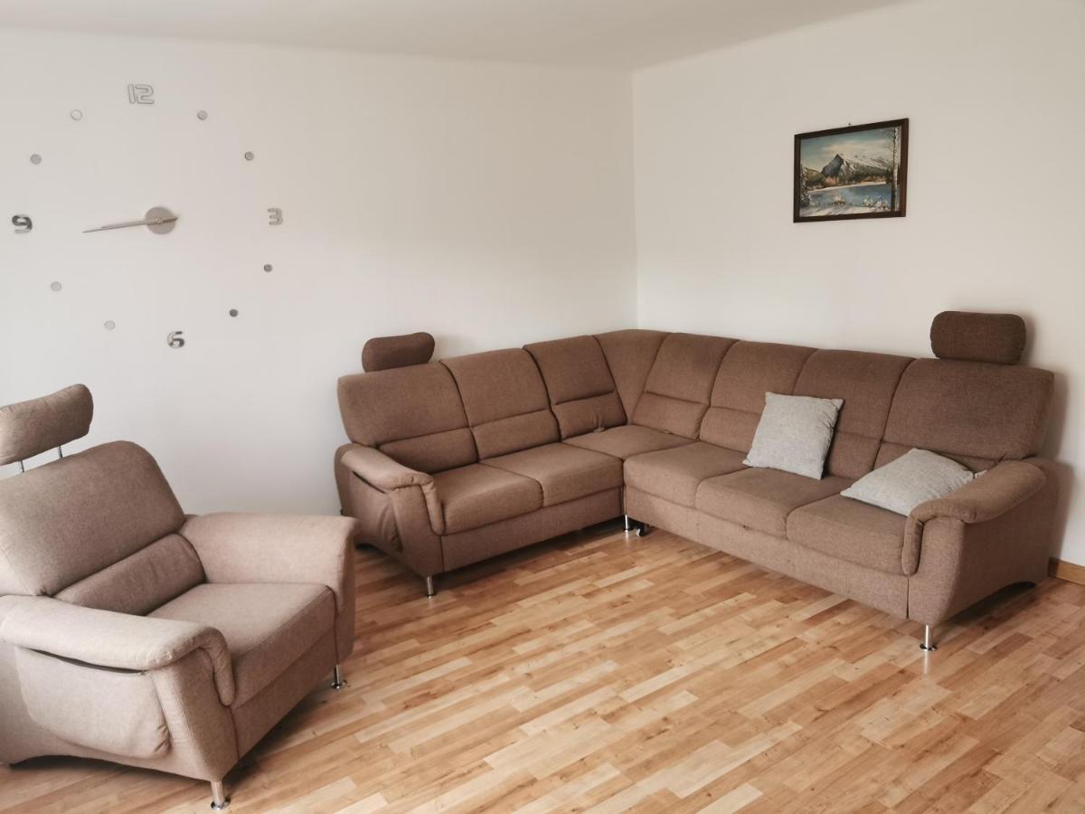 Old Town Home Липтовски-Микулаш Экстерьер фото