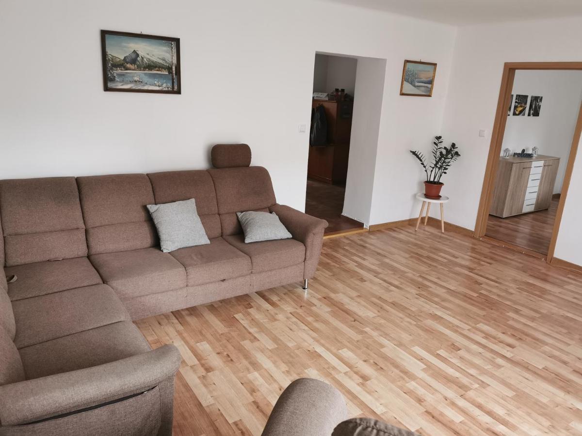 Old Town Home Липтовски-Микулаш Экстерьер фото