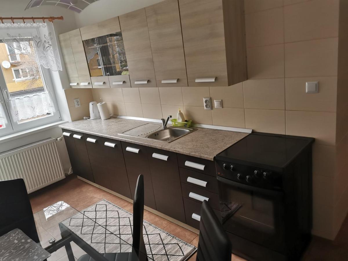Old Town Home Липтовски-Микулаш Экстерьер фото
